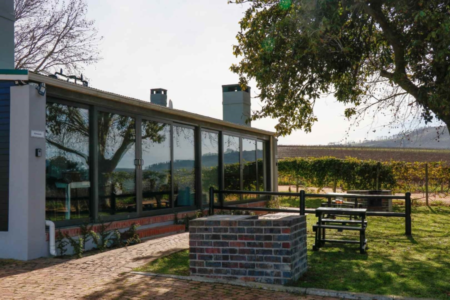 To Let 1 Bedroom Property for Rent in Vlottenburg Western Cape